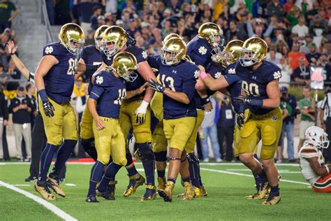 notre dame fighting irish football players